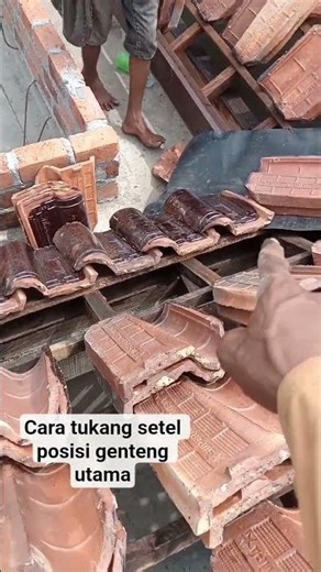 How to install main roof tiles on a hip roof