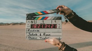 6 Rekomendasi Film Sedih 2025 yang Bikin Kamu Banjir Air Mata