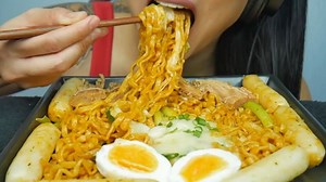 ❤️SAS❤️ on Instagram: "ASMR EATING SOUNDS . Noodles and cheesy rice cakes. Yay!! 🤣 I know so many of you have been waiting for this video...you and me both!!! I miss this so much, now that I am back don’t be complaining that I make too MANY noodle videos haha 😂 SO GOOD! P.s this is the pink package carbonara noodles. Link in bio 👆🏻. . . . @accountable_vegan was thinking of you. So glad we can share the love for noodles hehe ❤️❤️❤️ . . . #asmr #asmrfood #asmrsounds