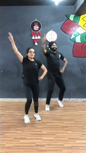 Top Notch Gabru l Kaptaan #dance #gidhasteps #giddha #bhangra #punjabisong #trend #trending