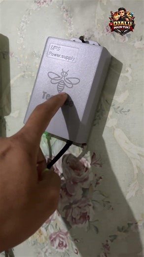 Mini UPS WiFi router can use WiFi to surf the internet when the power goes out.