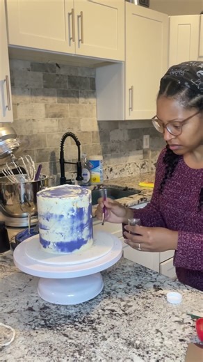 Why Simple Cake Designs Work