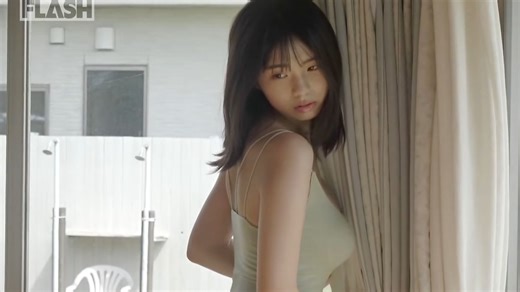 菊地姫奈 FLASH Magazine 水着写真拍摄花絮