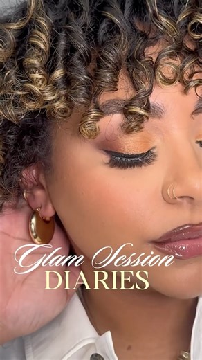 Daisy Reyes C. on Instagram: "glam session diaries: I been really into under painting lately, it’s been my go to technique the past two months… do we like? 💕✨🫧 makeup: @cosrx snail 96 mucin @supergoop glow screen @tatcha skin cream @benefitcosmetics brow pencil + cream + powder bronzer @urbandecaycosmetics eyeshadow primer @toofaced concealer @juviasplace cream + powder blush @maybelline foundation @hudabeauty eyeshadow palette @fentybeauty liner #curlyhair #curls #nolabeauty #curlygirl #beaut