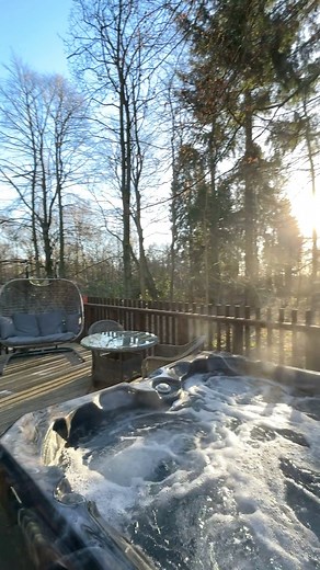 36K views · 122 reactions | Take a tour of our Golden Oak Hideaway - perfect for couples looking for a romantic woodland escape. Who are you bringing with you?   Keldy, North Yorkshire | Forest Holidays | Facebook