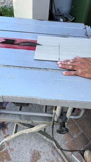 Hybrid Flooring Installation: A DIY Guide for Home Renovation