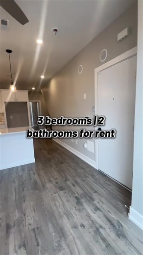 3 bedrooms | 2 bathrooms for rent 📍: 713 W Apache St, Farmington, NM 87401 Rent: $1,300 Available Now!!! Call or text (707) 556-6407 for more details. #Farmington #FarmingtonNM #SanJuanCounty #NewMexico #HouseTour