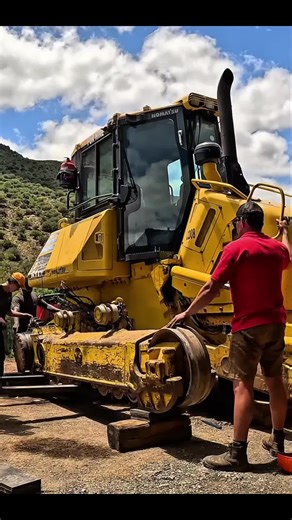 Bulldozer Repair: Tackling Broken Bolts and Failed Welds