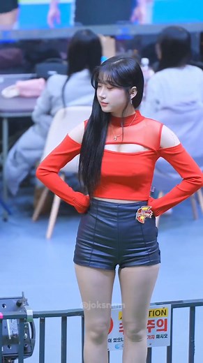 Indoor cheerleading of Captain Lee Ju Eun. #trending #EURO2024 #photography #kpop #이주은 #LeeJuEun #superstar #cheerleader #cute #beautiful #pretty #quote #dance #sports #beauty #inspire #จกสนาม #joksnam | Joksnam