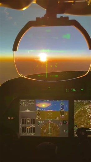 Ever wondered what it’s like flying at 50,000 ft? ✈️✨ #FromTheFlightDeck #PilotLife #Gulfstream