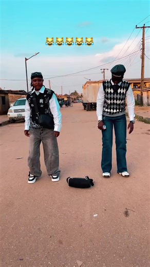 See wetin Mimo Mimo song do me @E-talent 🥹😹😹😹😹