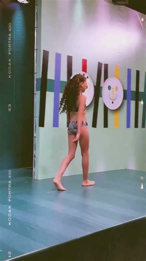 eu dançando funk 🍊🦄