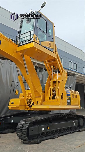 3.1K views · 20 reactions | Test video of 2.5m lifting Cabin for Komatsu PC260 If you want to make your standard machine be a customized High-rise excavator, please feel free to contact us. #highrise #highreach #excavator #excavators #cab #cabin #highriseexcavator #highreachexcavator | Tiannuo Machinery | Facebook