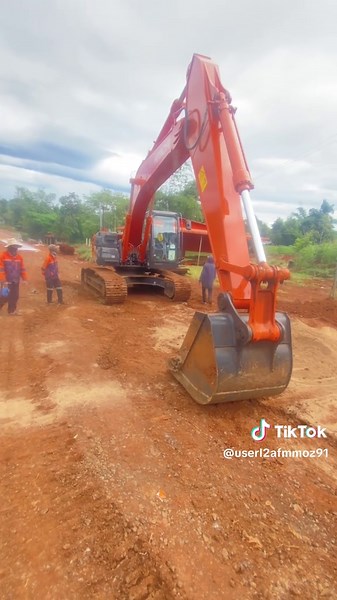 ເປັນກຳລັງໃຈໄຫ້ເດີ້✌️👷‍♂️#ບ່າວຂົວທາງຕົວດໍາ👷👷