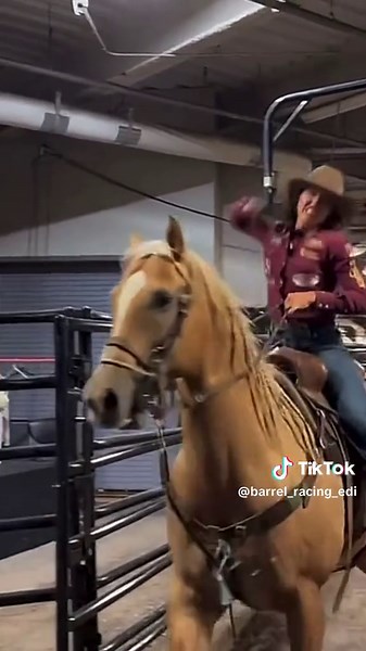 Exciting Barrel Racing Edits Featuring Hailey Kinsel