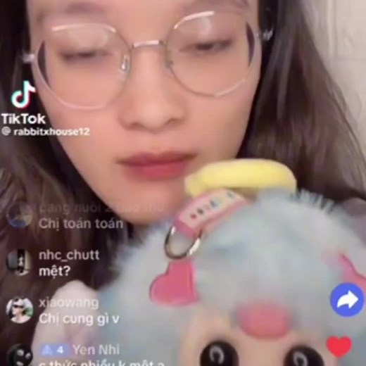 Unboxing Mukbang Văn Phòng Đặc Biệt