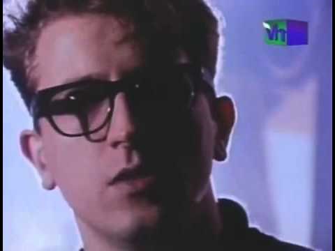 Nenhum De Nós - Astronauta De Mármore ( Video Clipe )