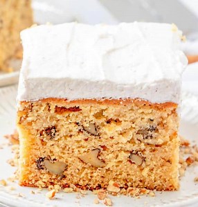 This easy spice cake with cinnamon spiced whipped frosting is delicious. Buttermilk and brown sugar keep the crumb tender. Make in 9×13 pan or round pans. https://thebestcakerecipes.com/easy-spice-cake/ | The Best Cake Recipes