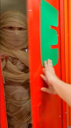 Mummy Turns Into a Girl! 👧💫Monster Kindergarten