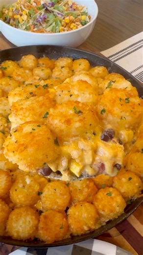 Easy Tater Tot Casserole🤤🌮 | Cookinginthemidwest