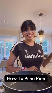 How to cook Pilau or Fried Rice - cook along. The ultimate simple party centrepiece and it does most of the work itself! Ingredients 1 builders mug of rice per 4 people and use exactly double the water 1-2 tsp cumin seeds 3-4 black cardamom pods Tsp turmeric optional if you want it yellow Patience and faith! Once it’s drying and you panic- LID ON HEAT OFF - 20 min and done #indian #indianfoodie #curry #rice #howtocookrice #indianfood | Nisha Katona