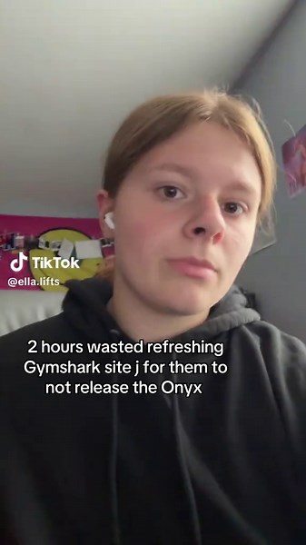 What the helly #gymshark #onyx @Gymshark