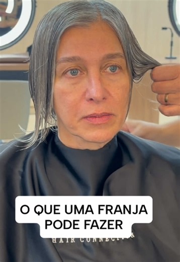 Franja e transformação de cabelo: corte feminino e contorno no cabelo