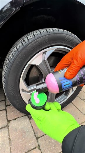 Glossy | Satin | Matte | OEM 😎 What’s your preference? Satisfying ASMR ODK Attire Tyre Dressing #carcare #asmr #wheels