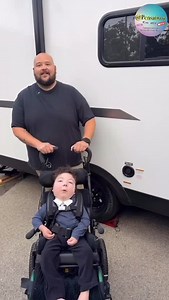 404 reactions · 97 shares | Comparte por favor  que no te cuesta nada y puedes ayudar mucho a este ángel De Dios  | El PODER DEL AHORA - Carlota Eckhart | Facebook