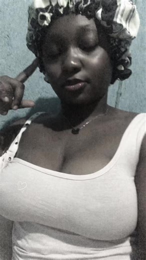 Vidéos de 🦋 Mxlle Cynderela 🇬🇦🇬🇭 (@cynderela1) avec son original - FORCE SPÉCIAL