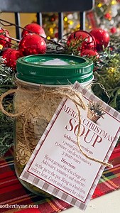 Let’s make Merry Christmas soup in a jar! This is a great homemade gift idea for the soup lover on your Christmas list! Comment MERRY CHRISTMAS and I’ll send you the link for the recipe the free printable tag! . . #giftsinajar #homemadegifts #soup #soupinajar #christmasgifts #homemadechristmas #christmasideas #christmasinspo | Jennifer Dempsey