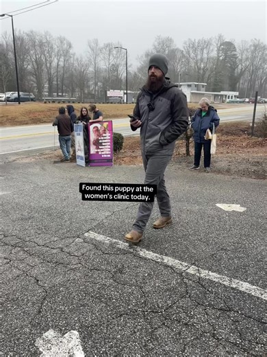 Sorry, Ms McLachlan. I love your work. Context: this Aaron Gardner. He’s a member of violent forced birth extremist Ben Gardner’s family and church. He has harassed and attacked clinic defenders for years. He deserves all the mocking. #Abortion #abortionisnormal #theirbodytheirchoice #clinicdefender #foryoupage #southcarolina #abortionisnormal #theirbodytheirchoice #clinicdefender #Abortion #foryoupage #harass #women #womensclinic #prochoiceisprolife #abortion #womenshealth #extremist #christian