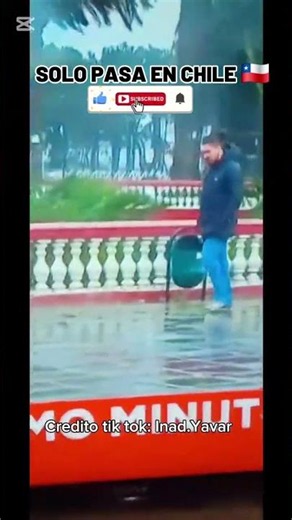 ONLY IN CHILE 🇨🇱 He wanted to be on TV... and he pulled it off! 😂📺 #humor #tv