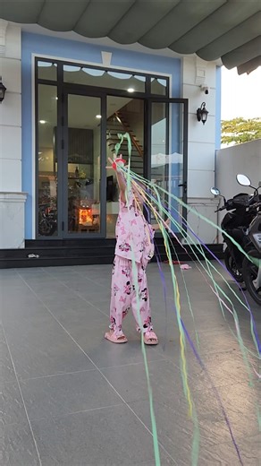 túi giấy, ném ruy băng giấy #monngonmonau