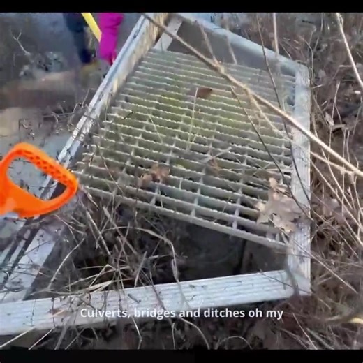 Part 1 Beaver rack #1 unclogging a beaver rack with an update at the end! | Drain channel