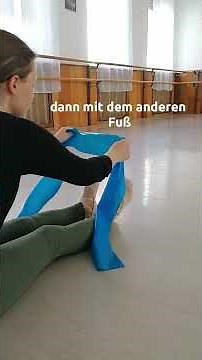 Füße stärken - Fußübung mit Theraband -Starke Füße für's Balletttraining