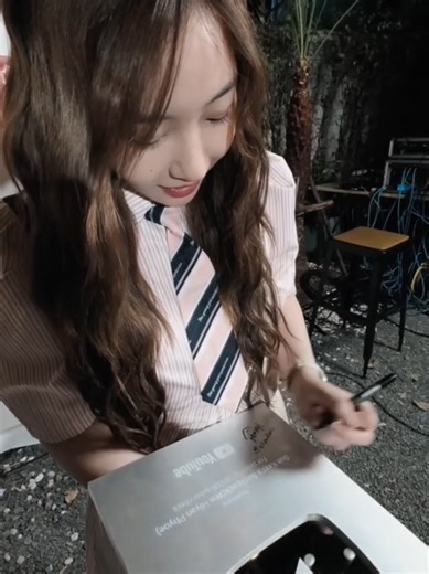 Understanding Left-Handedness in Today’s Society