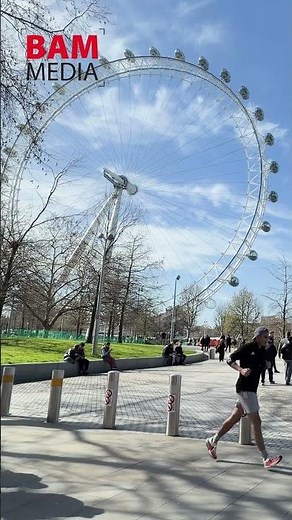 the London Eye 🇬🇧 | Best Views of London #london #londoneye #travel
