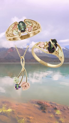 We are loving this mystic fire topaz as an alternative birthstone for November. 💎🔥 | Black Hills Gold