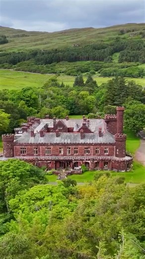 Fancy your own castle? 🏰 Well, Kinloch Castle on the Isle of Rum is on the market... for just £750K. 😳 Looks like something straight out of The Traitors! | Edinburgh Evening News