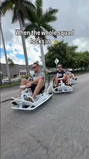 Because 3 carts are better then 1 🛒🛒🛒💨#taxigarage