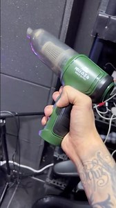 COMPREI UM MINI ASPIRADOR