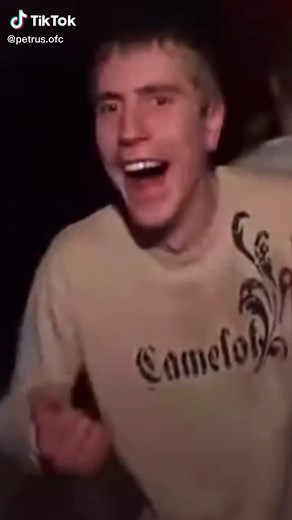 Espada do Zoro Blox Fruits Showcase