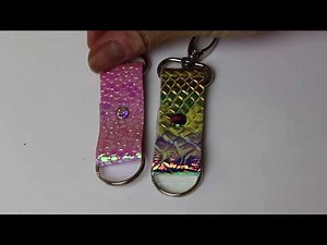 Easy No-Sew Key Fob from Leftover Vinyl Tutorial