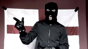 1.5M views · 15K shares | I AIN'T BEING RACIST BUT..... (watch til end b4 commenting) 'Englistan' out now: https://rizmc.bandcamp.com/album/englistan | Riz Ahmed | Facebook