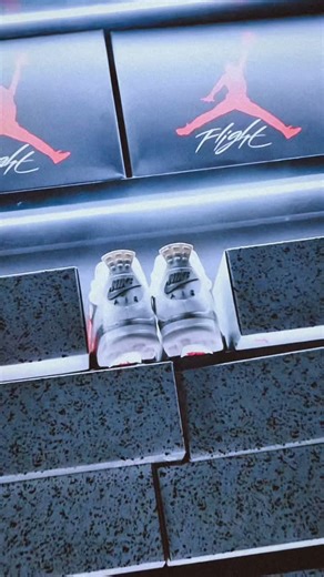 99 Problems 🇲🇽 | Sneakerstore | Regresa una leyenda!! Muy pronto en los 99 Problemas! | Instagram