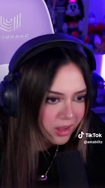 Si ya no quieres recibir órdenes y ser tu propio jefe 🫢 #thesims25 @The Sims #fyp #amablitz #ad