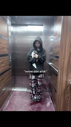 🇹🇷🐺 (@guzelkarilarbenizler) adlı kullanıcının orijinal ses - ley ile oluşturduğu videoları