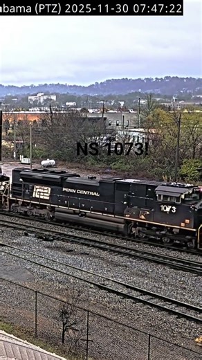 NS 1073 leads NS 60C on the NS Birmingham, AL railcam!