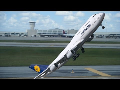 747 Vertical Takeoff BARREL ROLL | BOEING 747 AEROBATICS | X-Plane 11